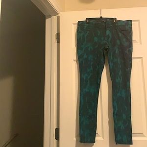 Causal “Print” jeans